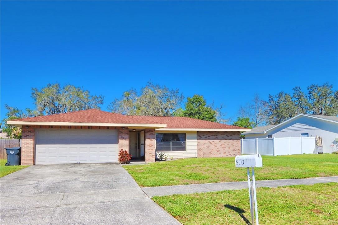 810 Crosswinds Dr., Brandon, FL 33511