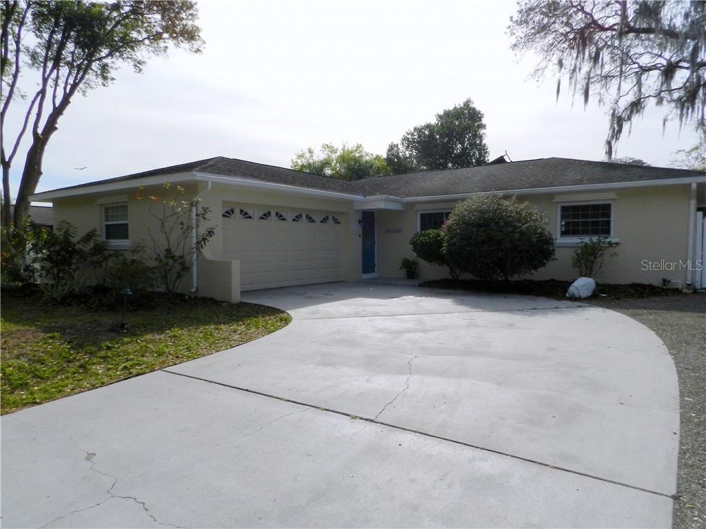 1204 Bristolwood St., Brandon, FL 33510