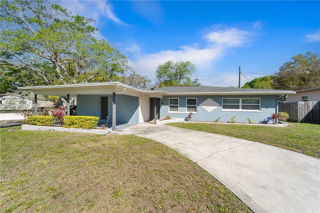 1902 E Broad St., Tampa, FL 33610