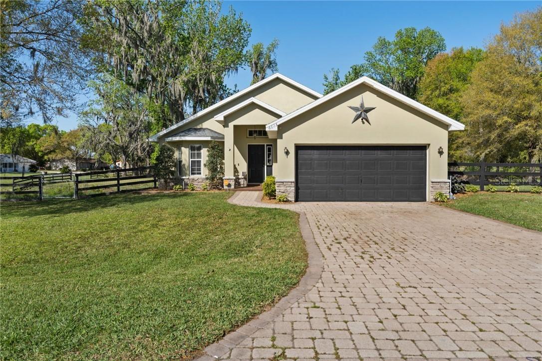 6623 Newman Cir., Lakeland, FL 33811