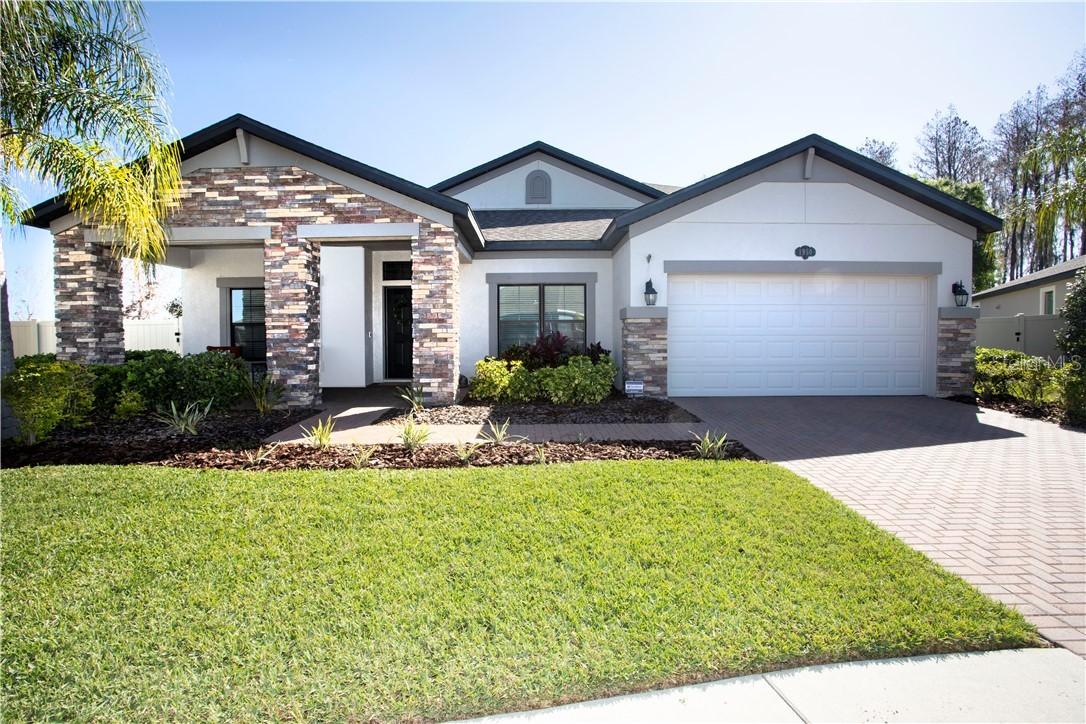 1950 Moorhen Way, Lutz, FL 33558