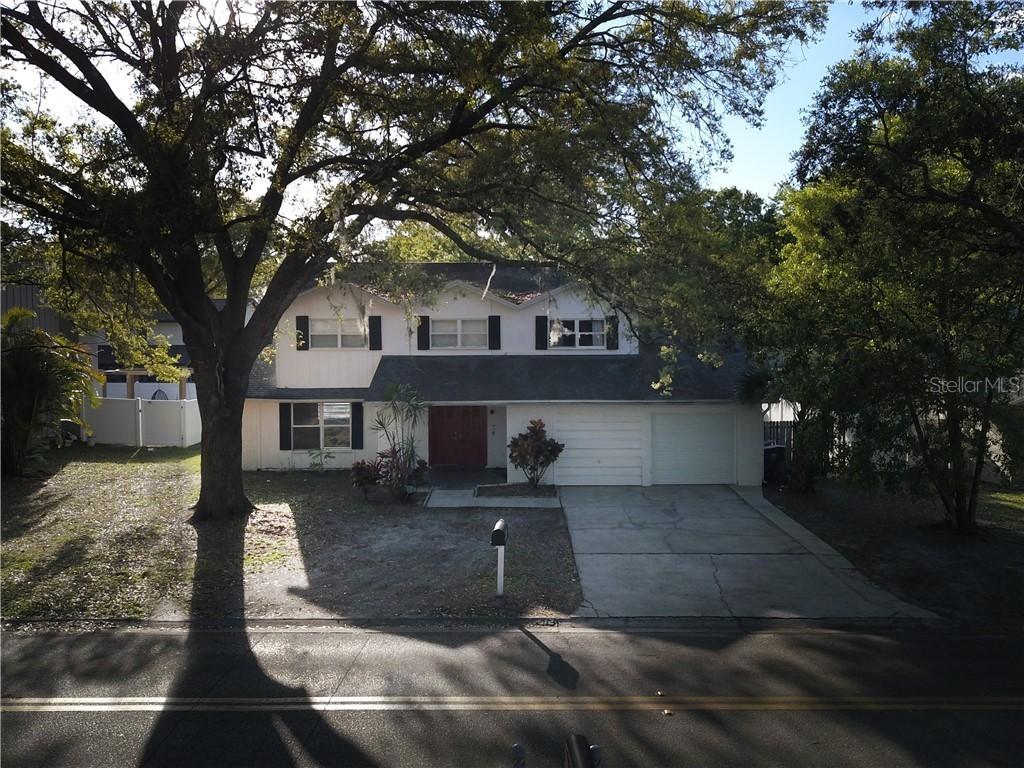 1612 Burning Tree Ln., Brandon, FL 33510