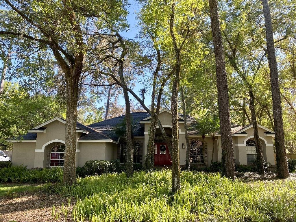 2005 Curry Rd., Lutz, FL 33549