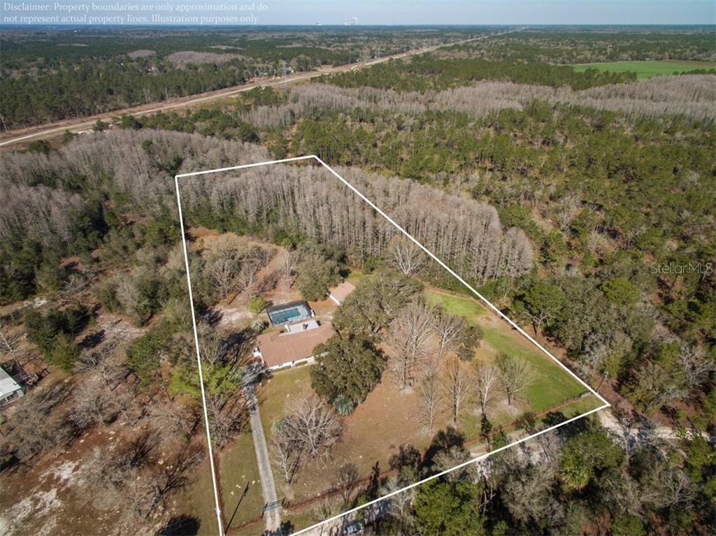 3690 N Brookshire Point, Crystal River, FL 34428