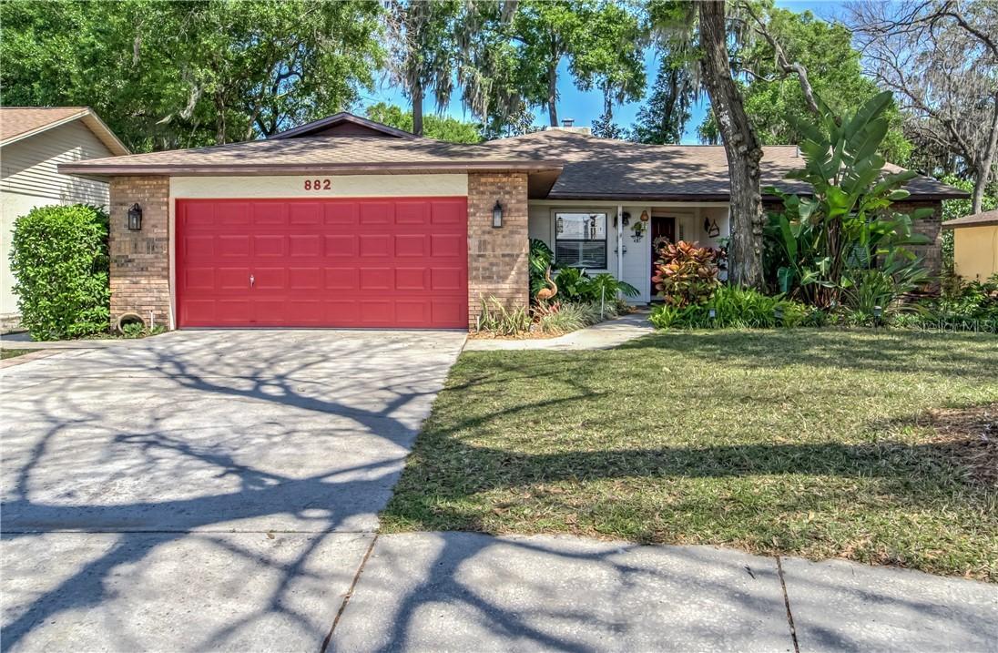 882 Timber Pond Dr, Brandon, FL 33510