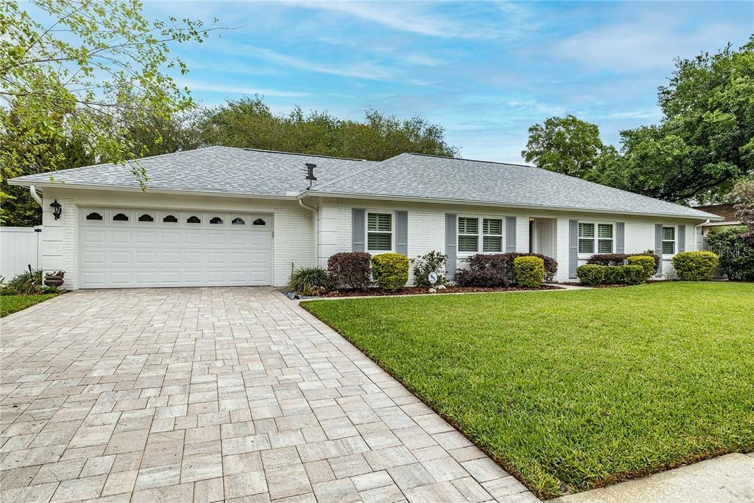 2705 Greenmoor Pl., Tampa, FL 33618