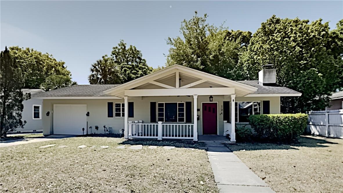 124 W 11th Ave., Mount Dora, FL 32757