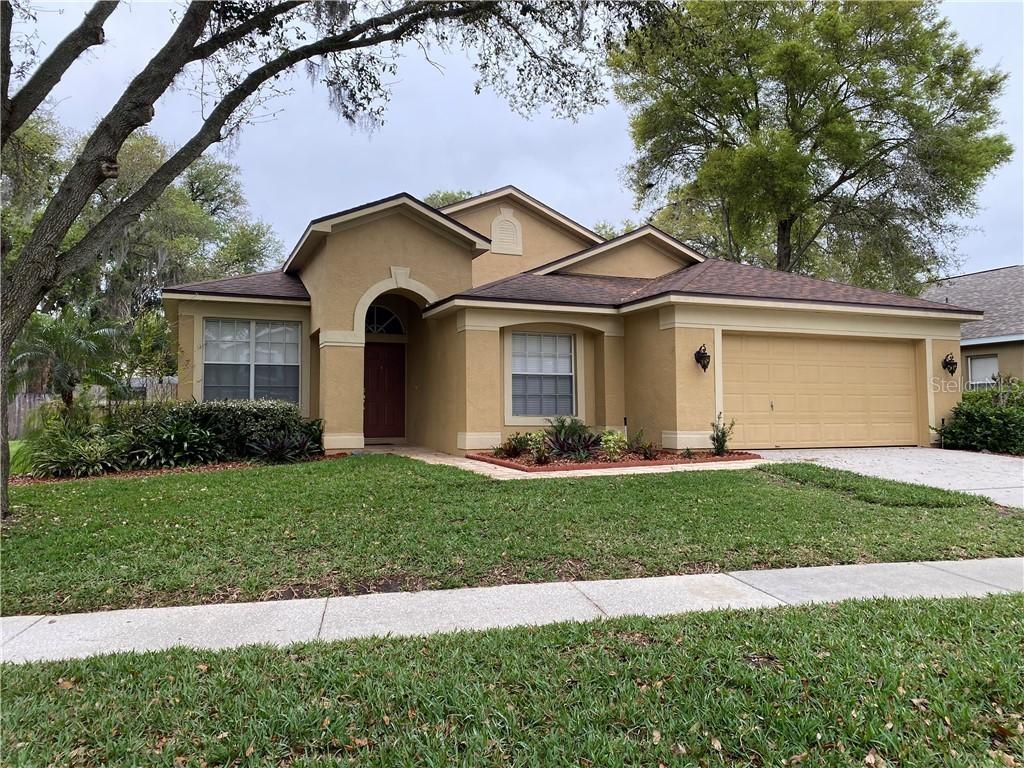 2908 Red Coat Cir., Brandon, FL 33511