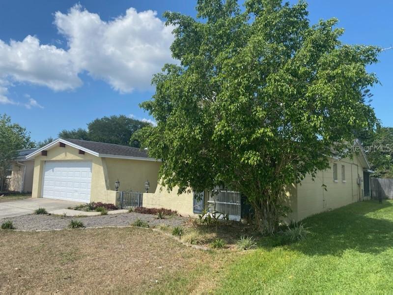 9035 Rainbow Ln., Port Richey, FL 34668