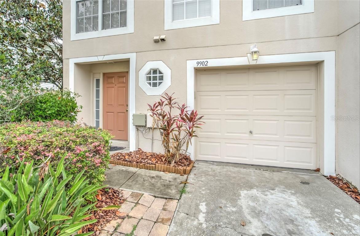 9902 Ashburn Lake Dr., Tampa, FL 33610