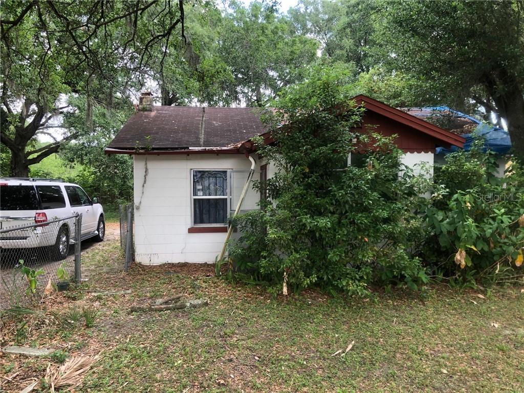 3212 E Henry Ave., Tampa, FL 33610