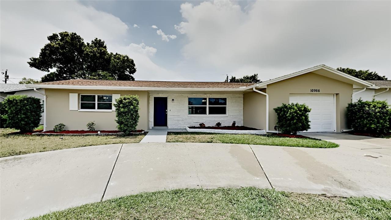 10986 91st Ave., Seminole, FL 33772