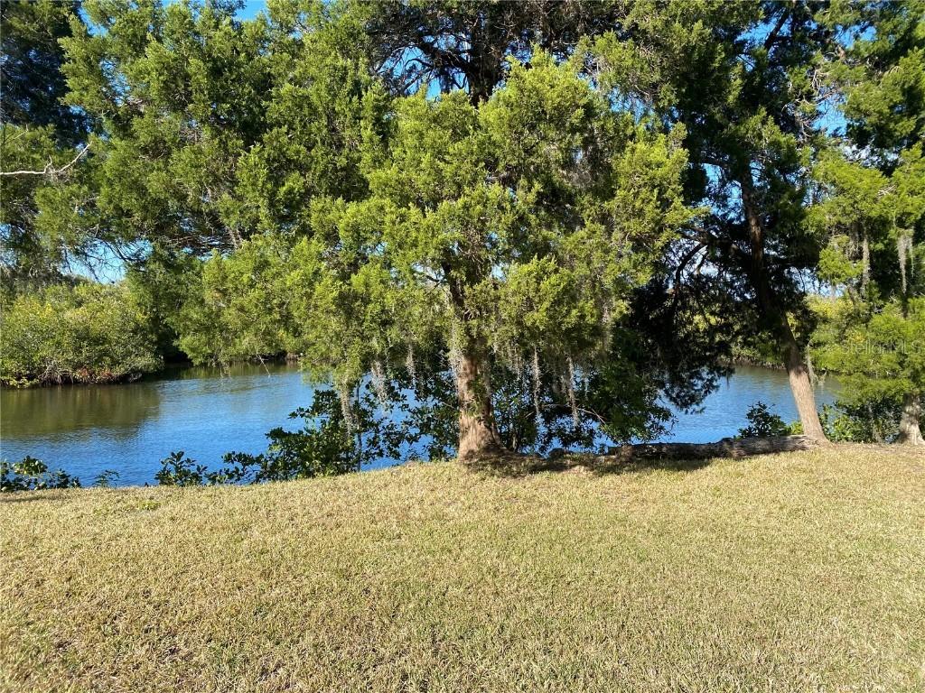 5274 Miller Bayou Dr., Port Richey, FL 34668