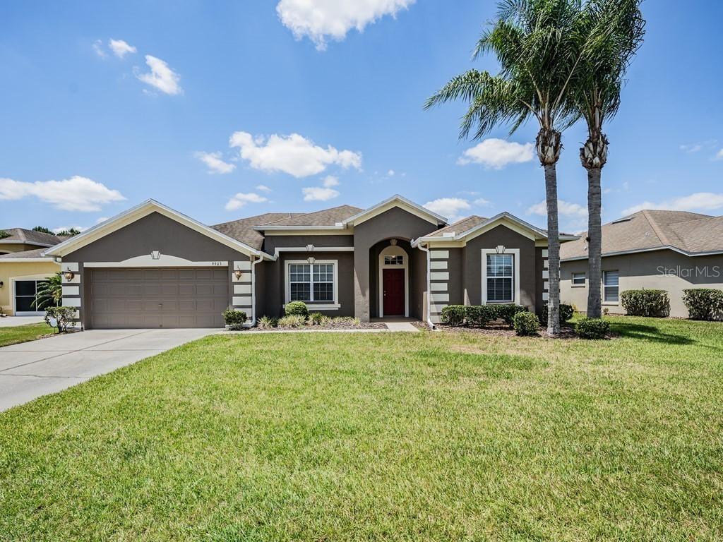 9903 Cleghorn Dr., San Antonio, FL 33576
