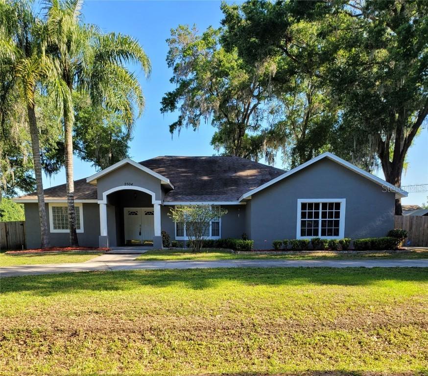 2504 N Wilder Loop, Plant City, FL 33565