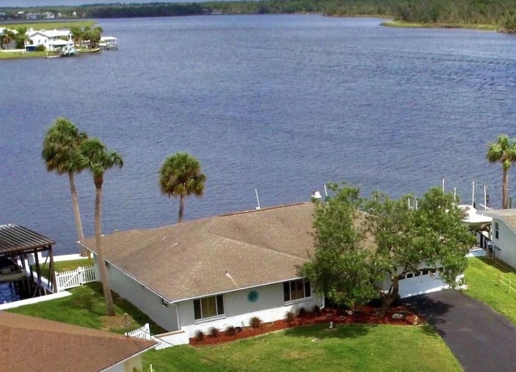 2250 N Pilot Point, Crystal River, FL 34429