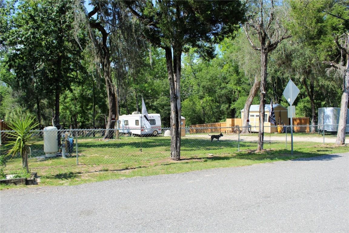 32250 Marchmont Cir., Dade City, FL 33523