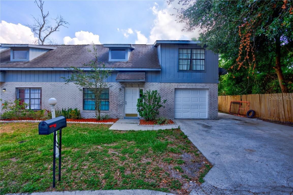 724 Gasparino Ct., Seffner, FL 33584