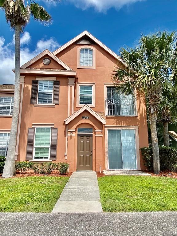 9318 Lake Chase Island Way, Tampa, FL 33626