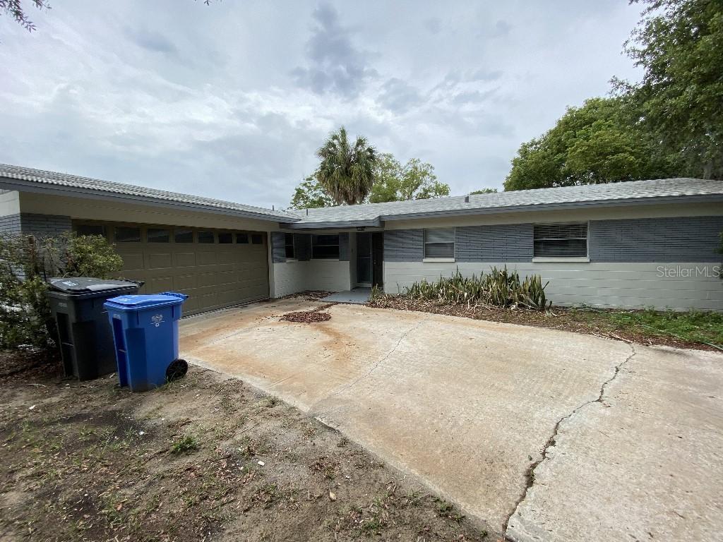 1227 Lorie Cir., Brandon, FL 33510