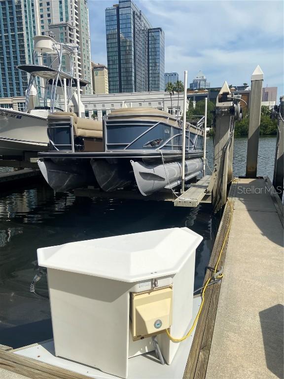 371 Channelside Dr. #20, Tampa, FL 33602