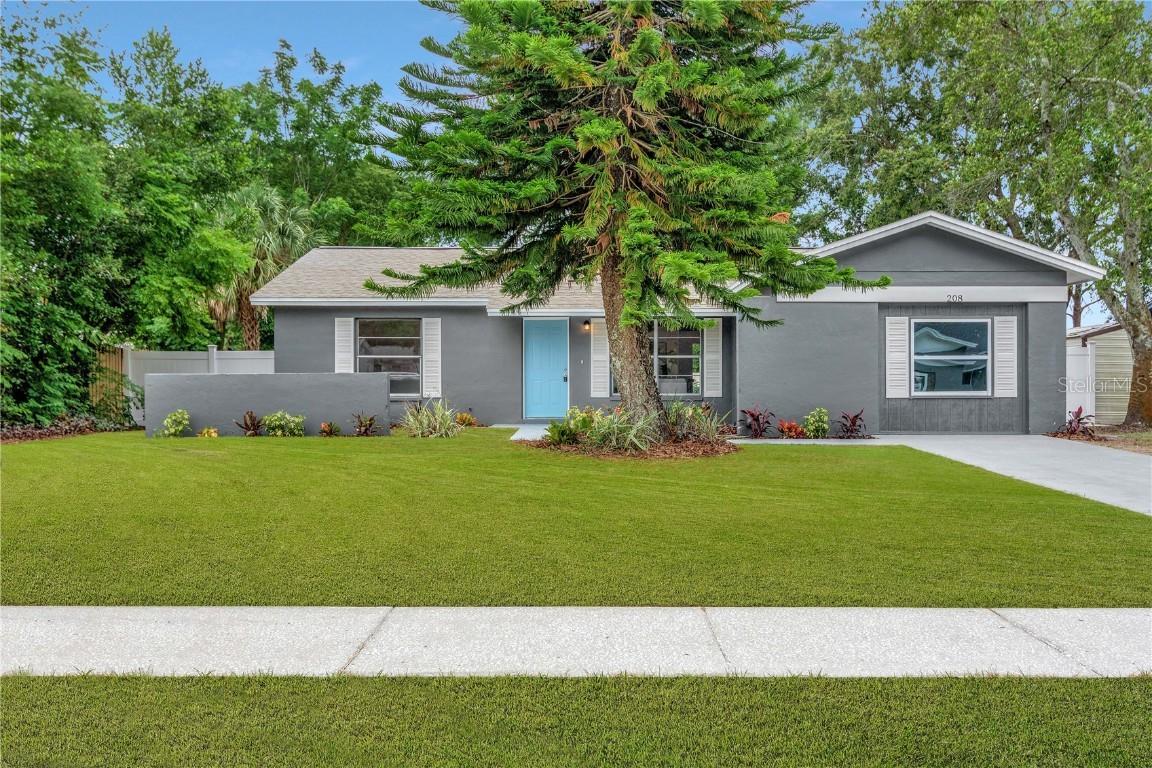 208 Ravenway Dr., Seffner, FL 33584