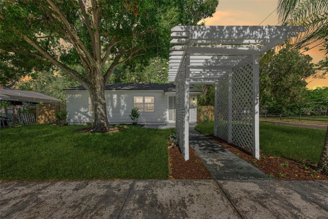 701 Hull St., Gulfport, FL 33707