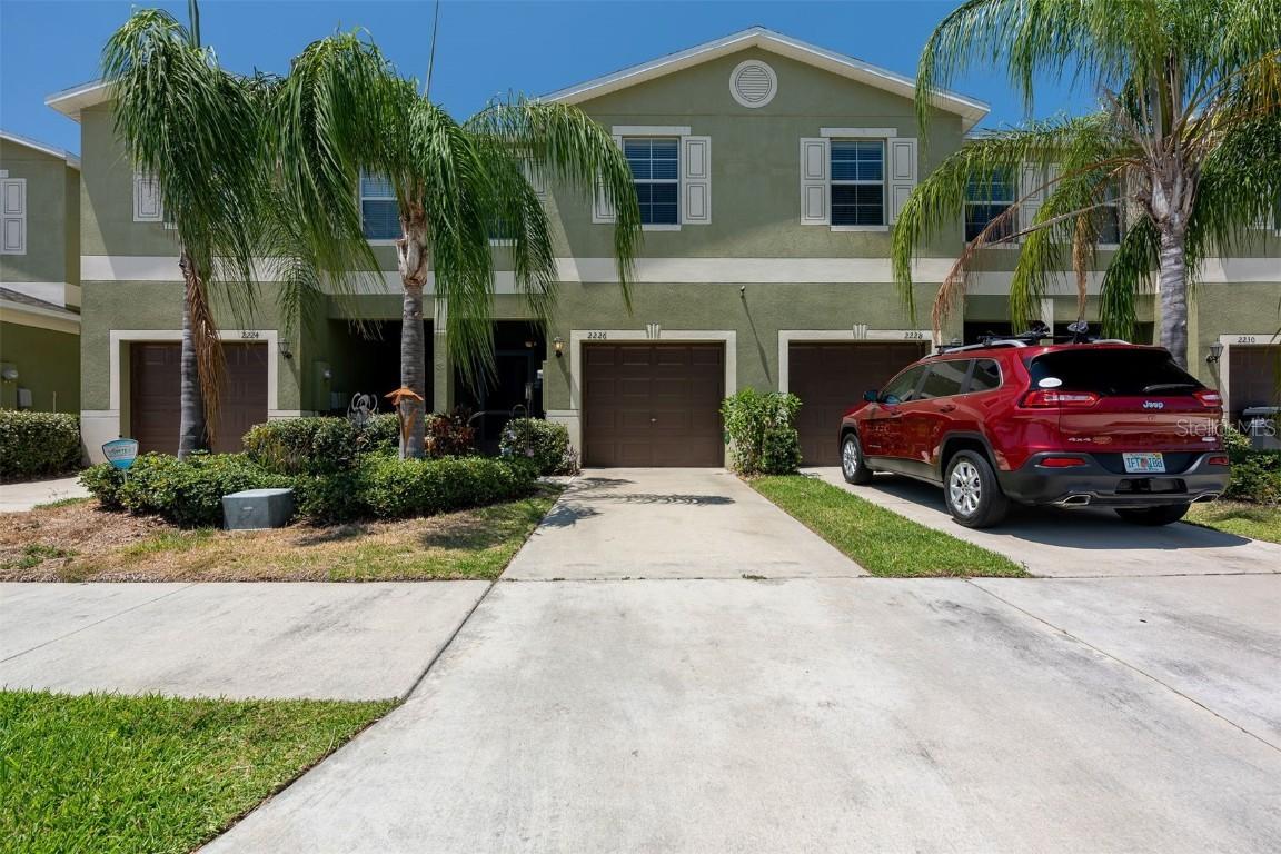 2226 Golden Falcon Dr., Ruskin, FL 33570