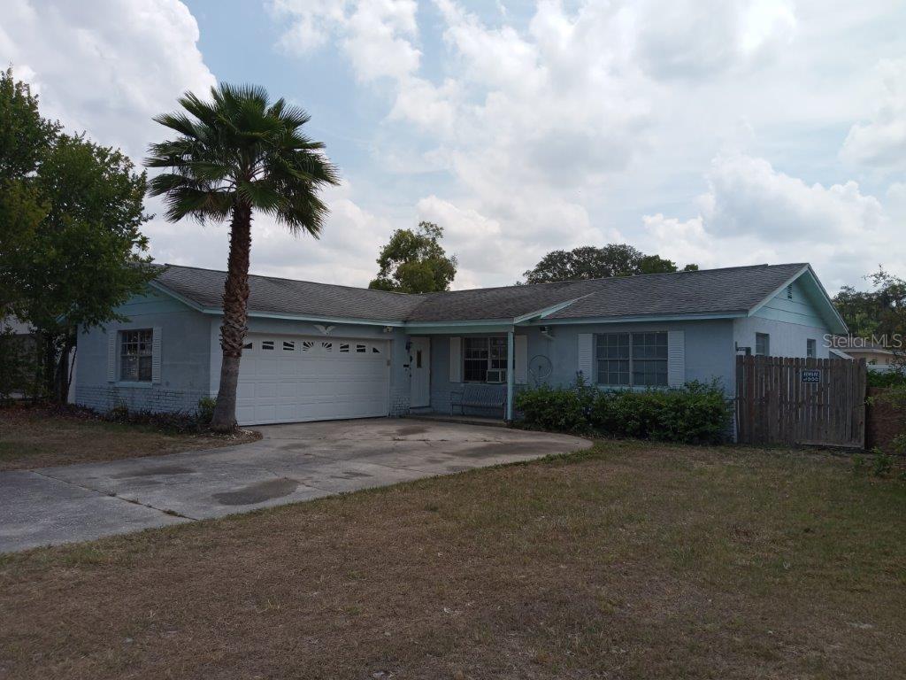 1015 Croydonwood Cir., Brandon, FL 33510