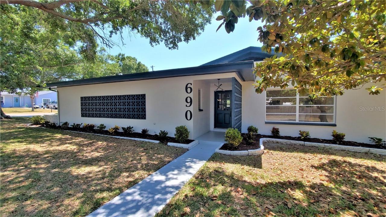690 22nd St., Largo, FL 33770