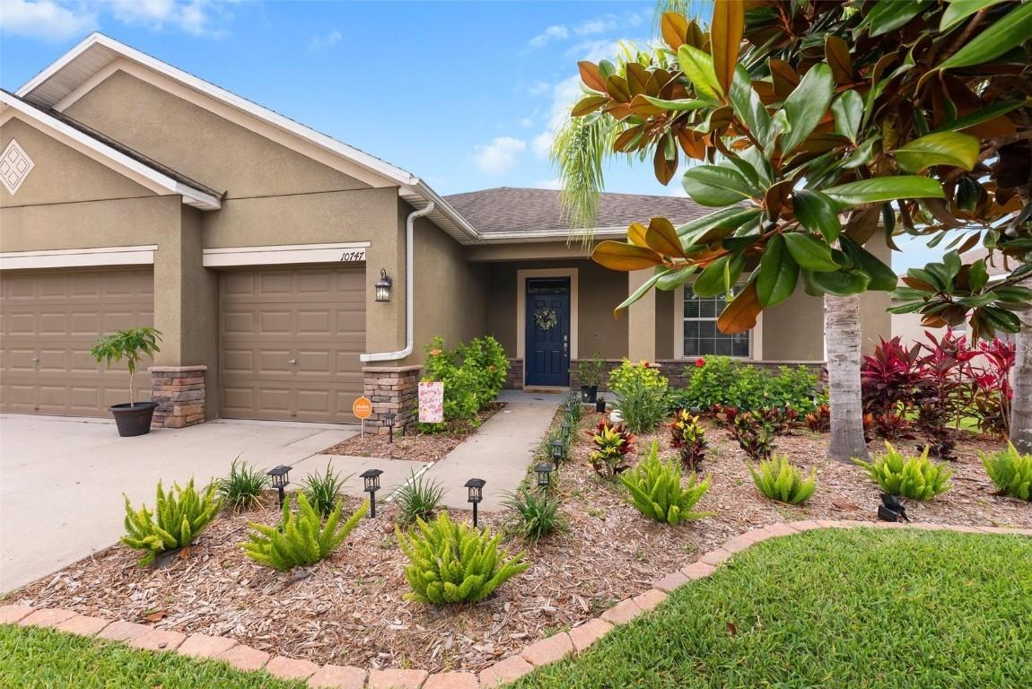 10747 Carloway Hills Dr., Wimauma, FL 33598