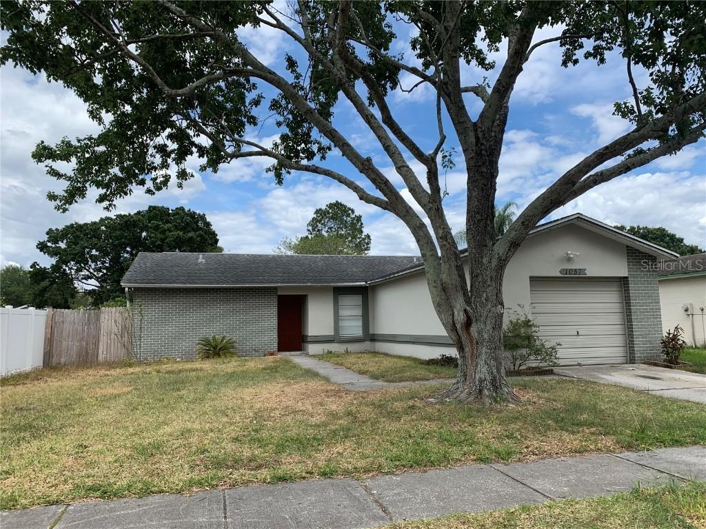 1057 Bridlewood Way, Brandon, FL 33511
