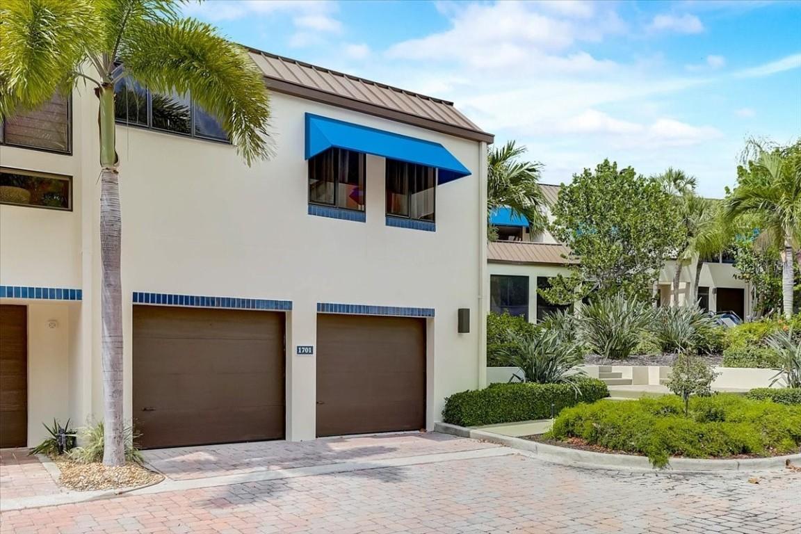 2004 Harbourside Dr. #1701, Longboat Key, FL 34228