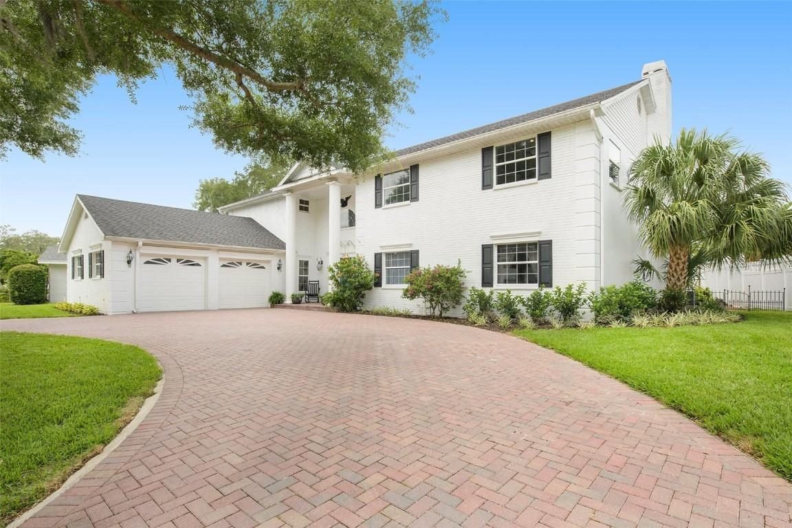 3001 Samara Dr., Tampa, FL 33618