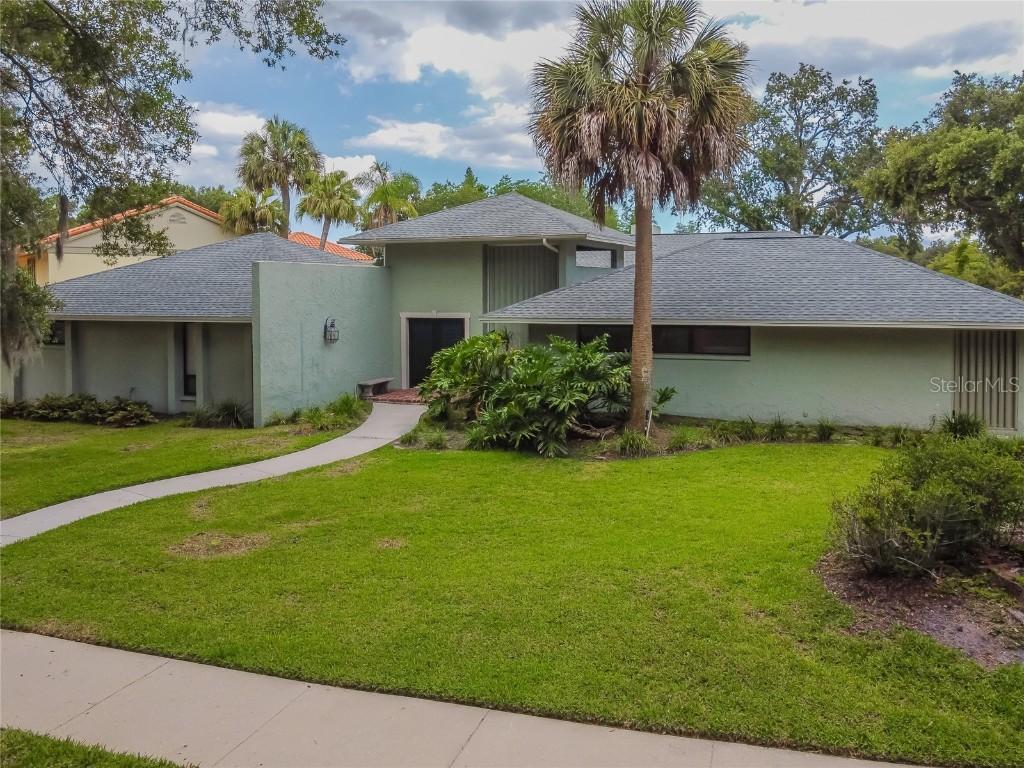 4009 Carrollwood Village Dr., Tampa, FL 33618