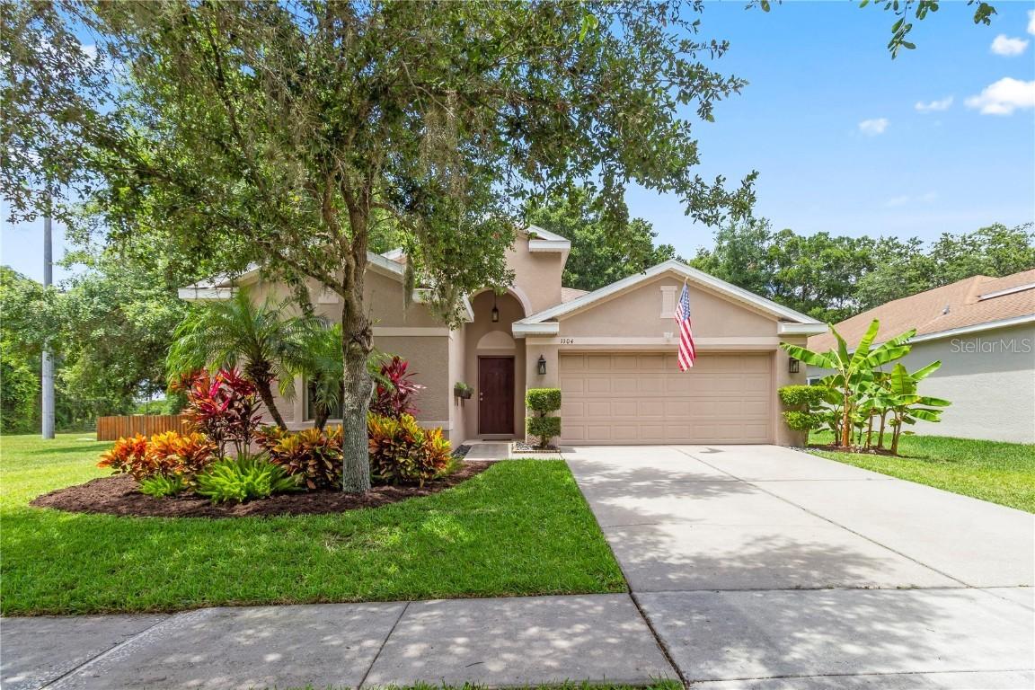 1104 Emerald Hill Way, Valrico, FL 33594