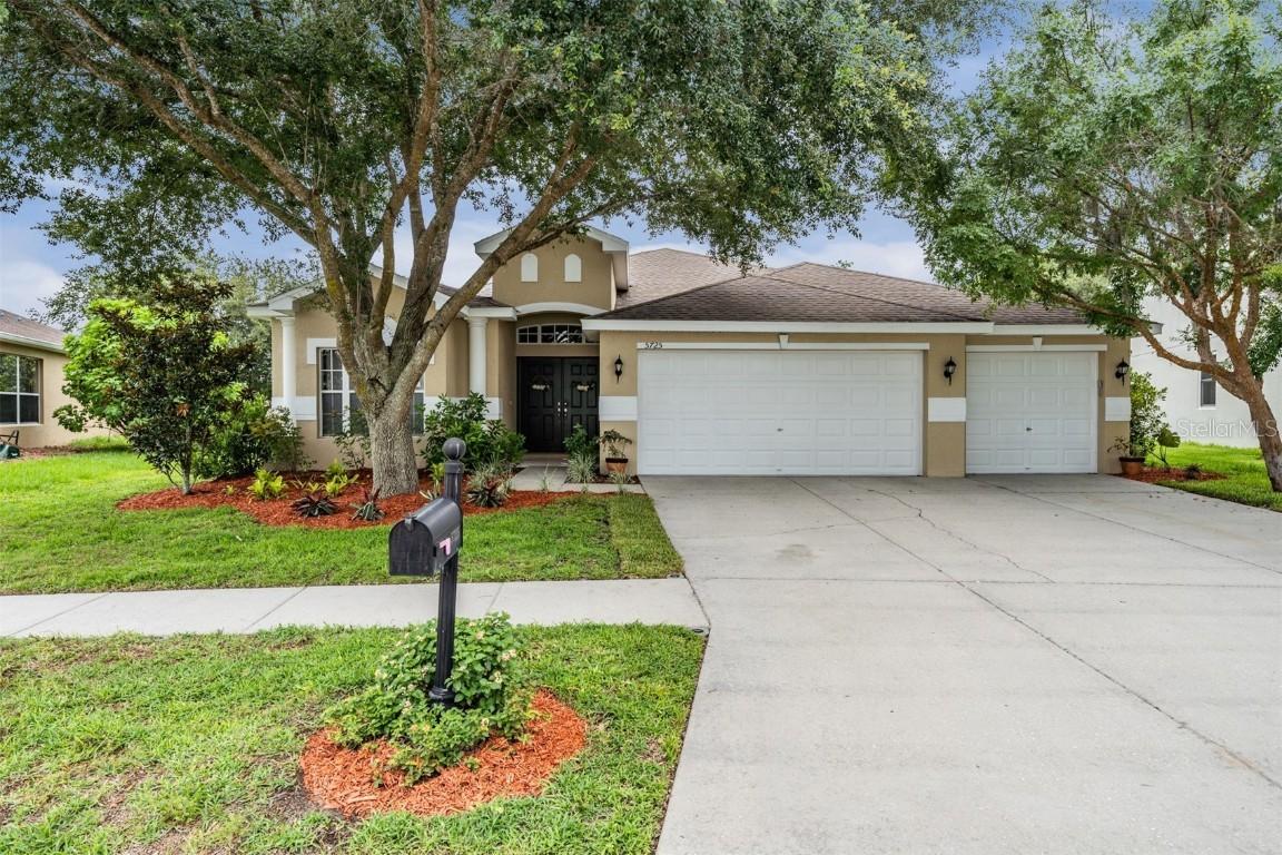 5725 Justicia Loop, Land O Lakes, FL 34639