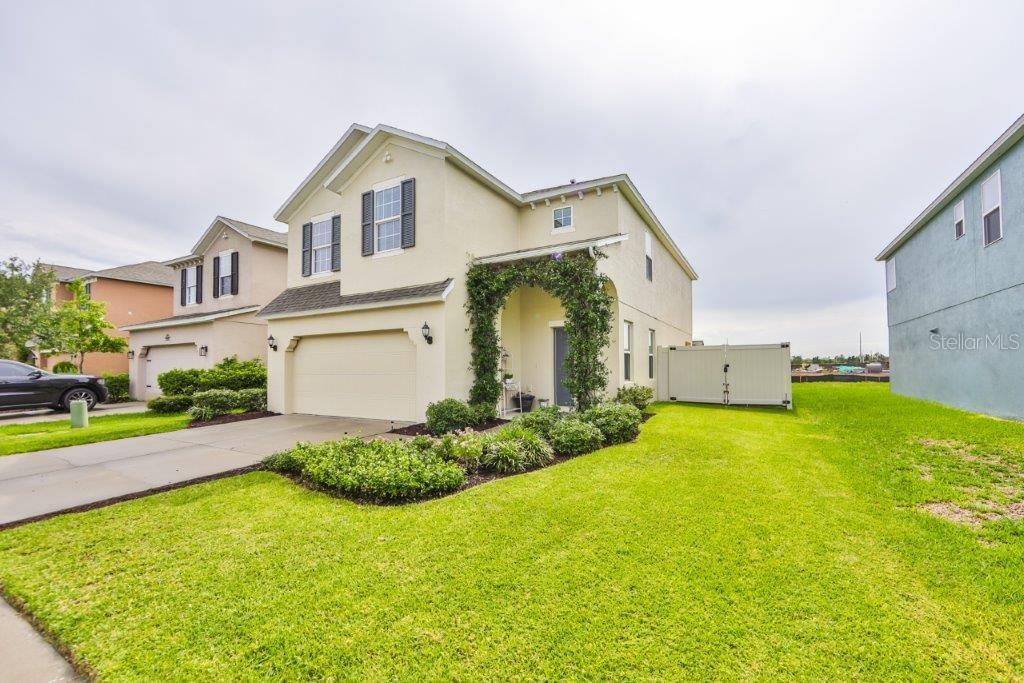 10223 Newminster Loop, Ruskin, FL 33573
