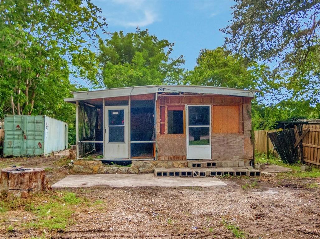 5323 Royal Oak Dr., Tampa, FL 33610