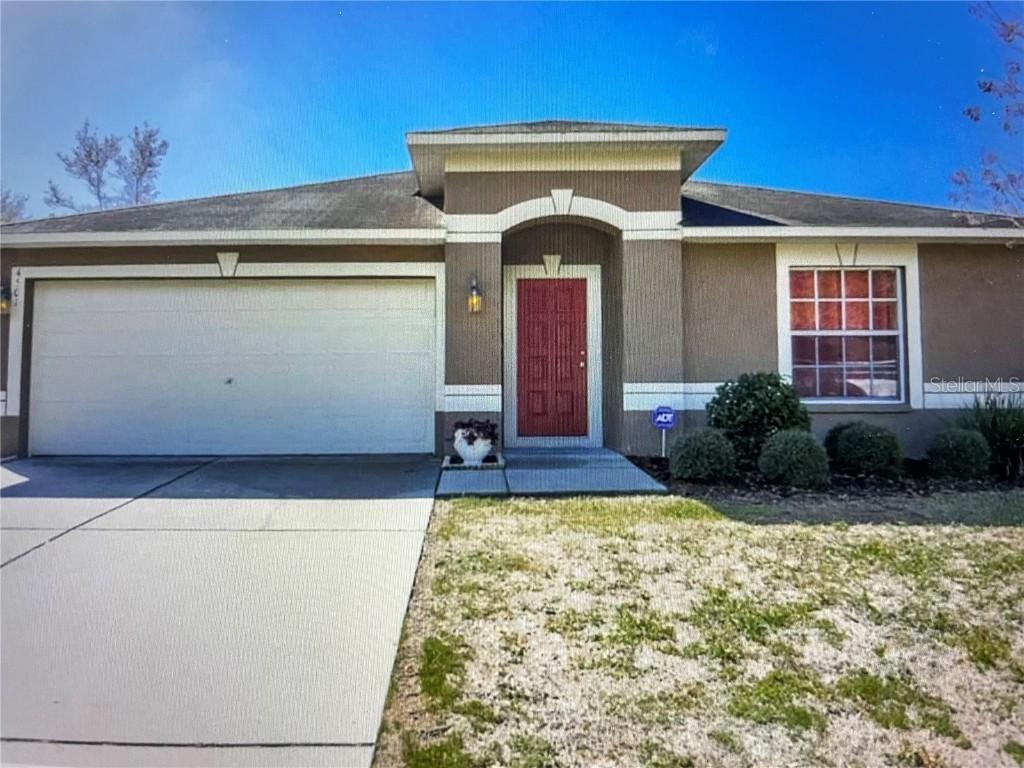 4501 Country Hills Blvd., Plant City, FL 33563