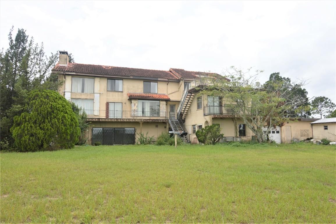 19001 Lowrie Ln., Dade City, FL 33523