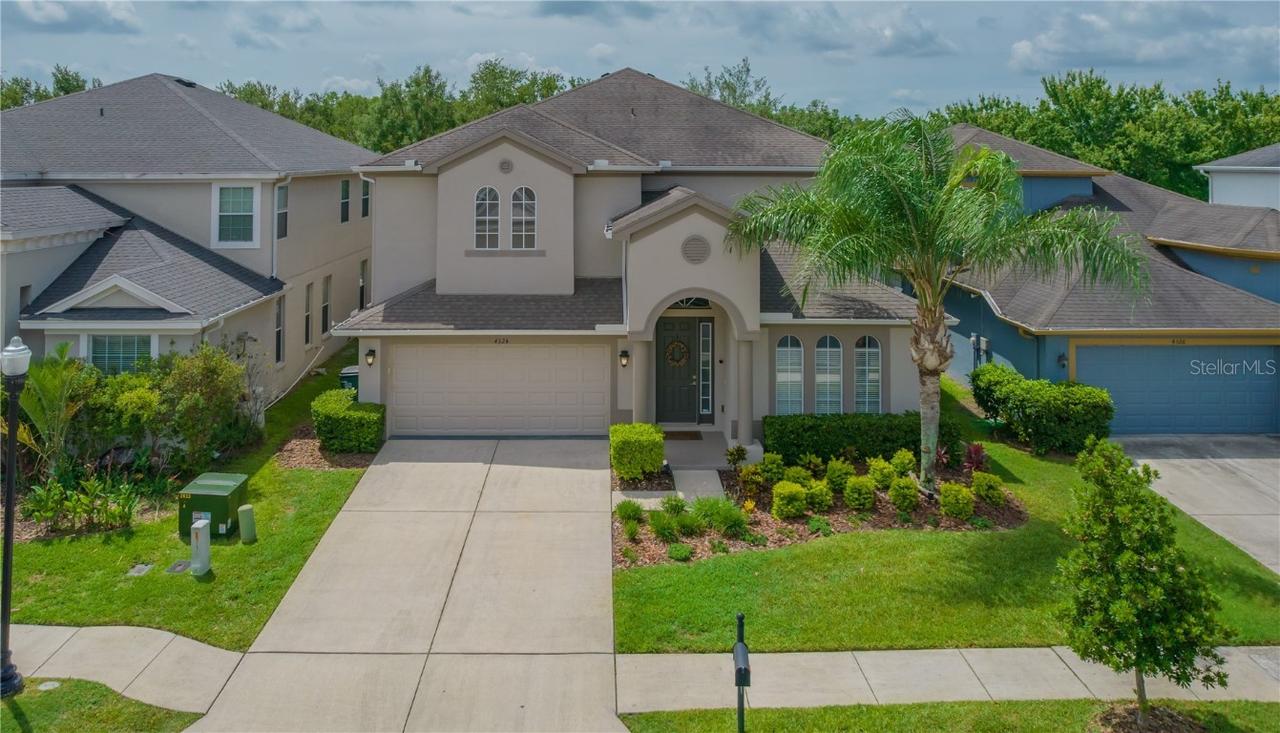 4324 Rustic Pine Pl., Wesley Chapel, FL 33544
