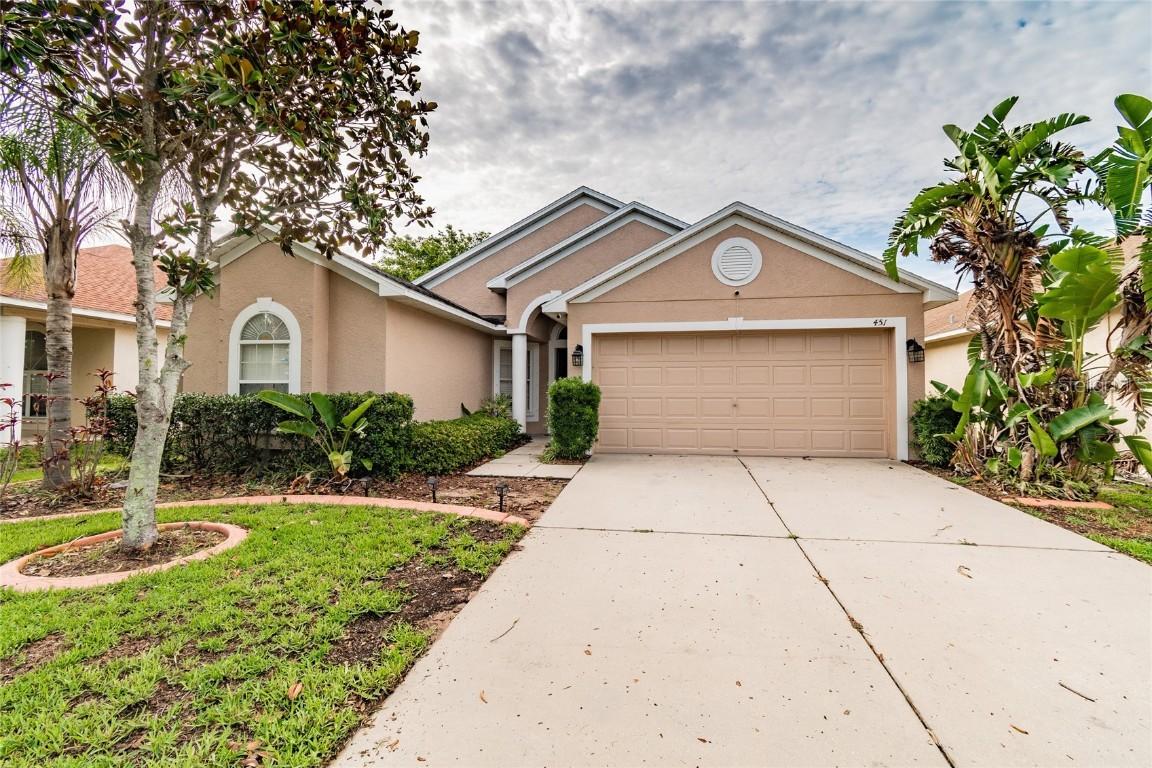 451 Stone Briar Dr., Ruskin, FL 33570