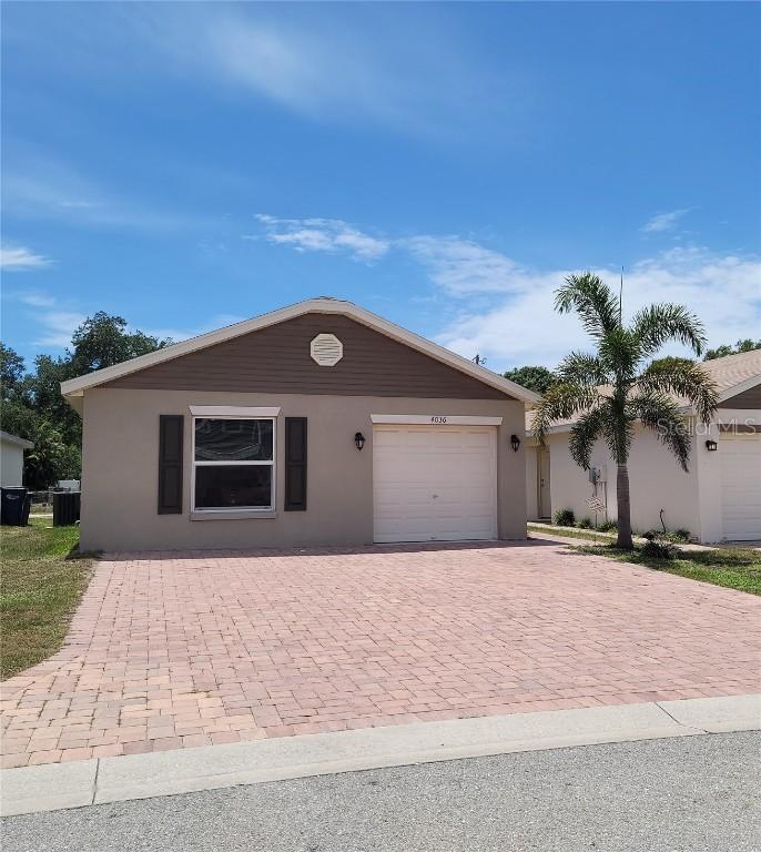 4036 11th St., Bradenton, FL 34208