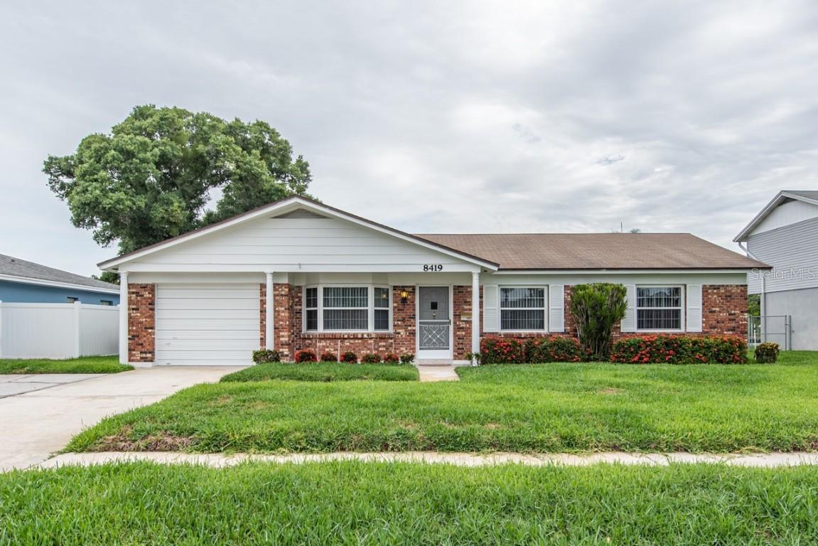 8419 Flagstone Dr, Tampa, FL 33615