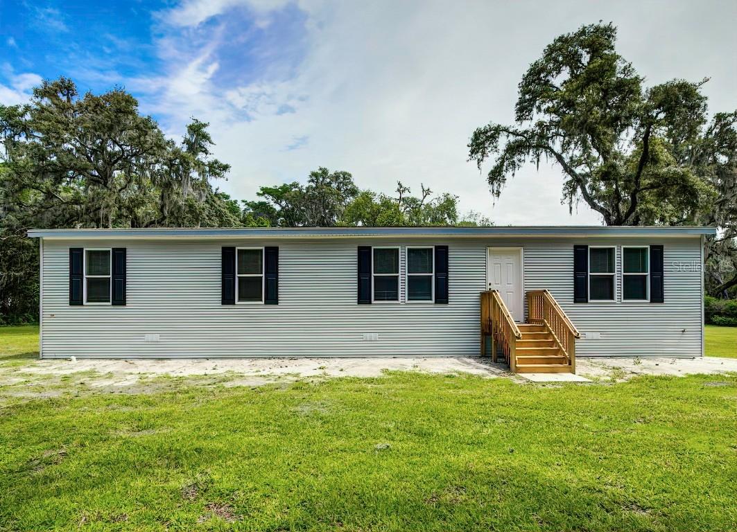 37627 Perth Dr., Zephyrhills, FL 33541