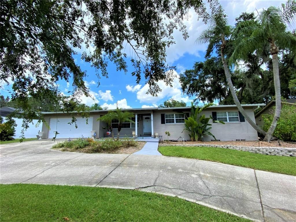306 S Riverhills Dr., Temple Terrace, FL 33617