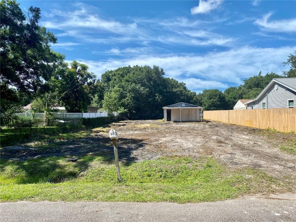 6809 New York Dr., Tampa, FL 33619