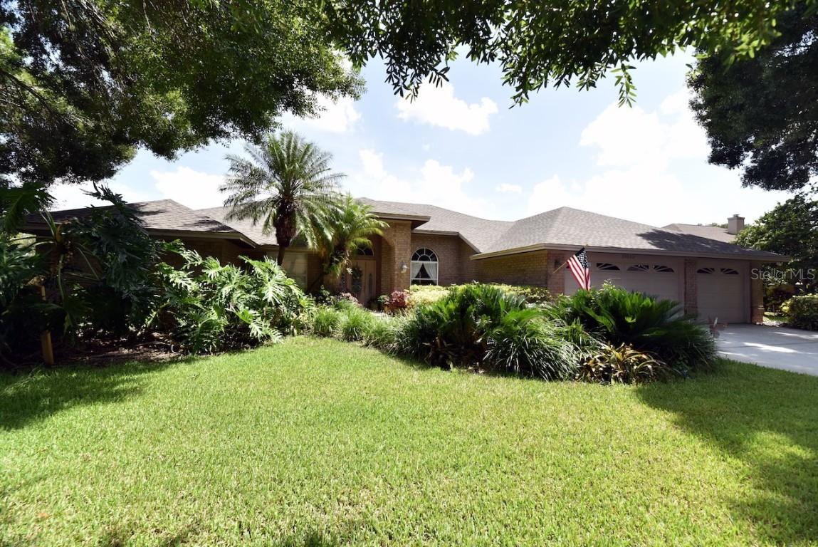 19513 Coachlight Way, Lutz, FL 33549