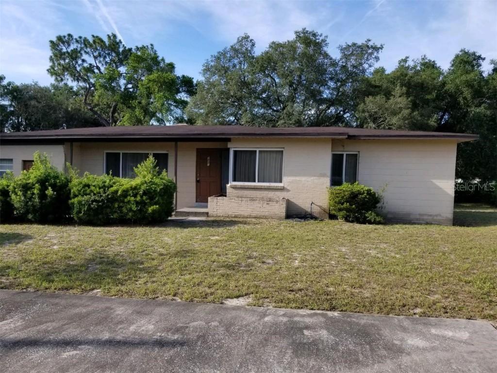 201 Redwood Ave., Temple Terrace, FL 33617
